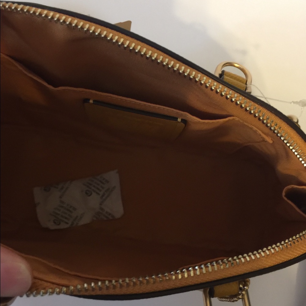 💛SOLD 🔥NWT MINI SIERRA SATCHEL 🛍💛 - Picture 8 of 8